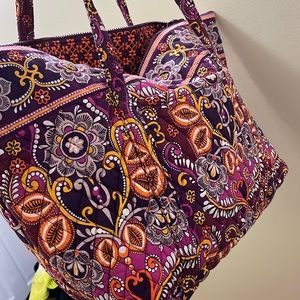 Vera Bradley duffle bag